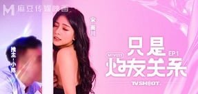Cô gái chấm dứt mối quan hệ với người yêu để tham gia diễn xuất trong các bộ phim người lớn